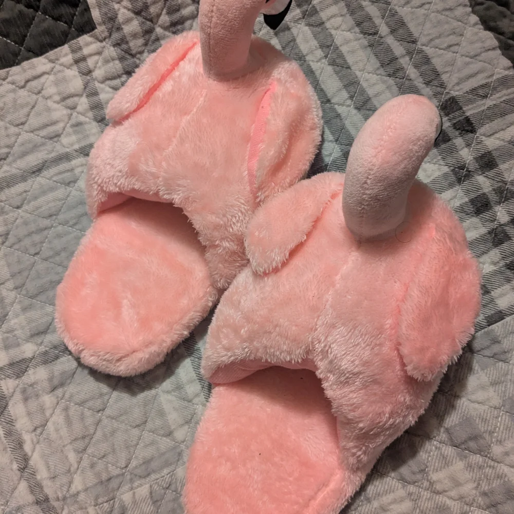 Plush Pink Flamingo Slippers